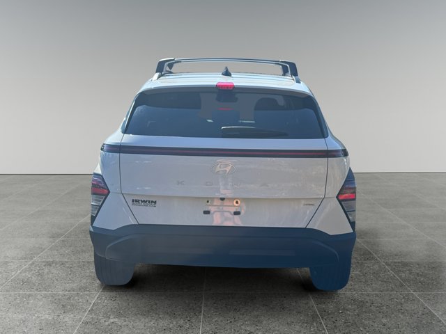 Certified 2024 Hyundai Kona SEL AWD/4WD image 4