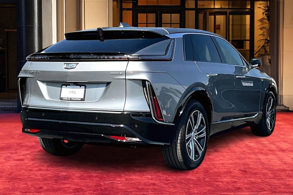 New 2026 Cadillac Lyriq Luxury image 6