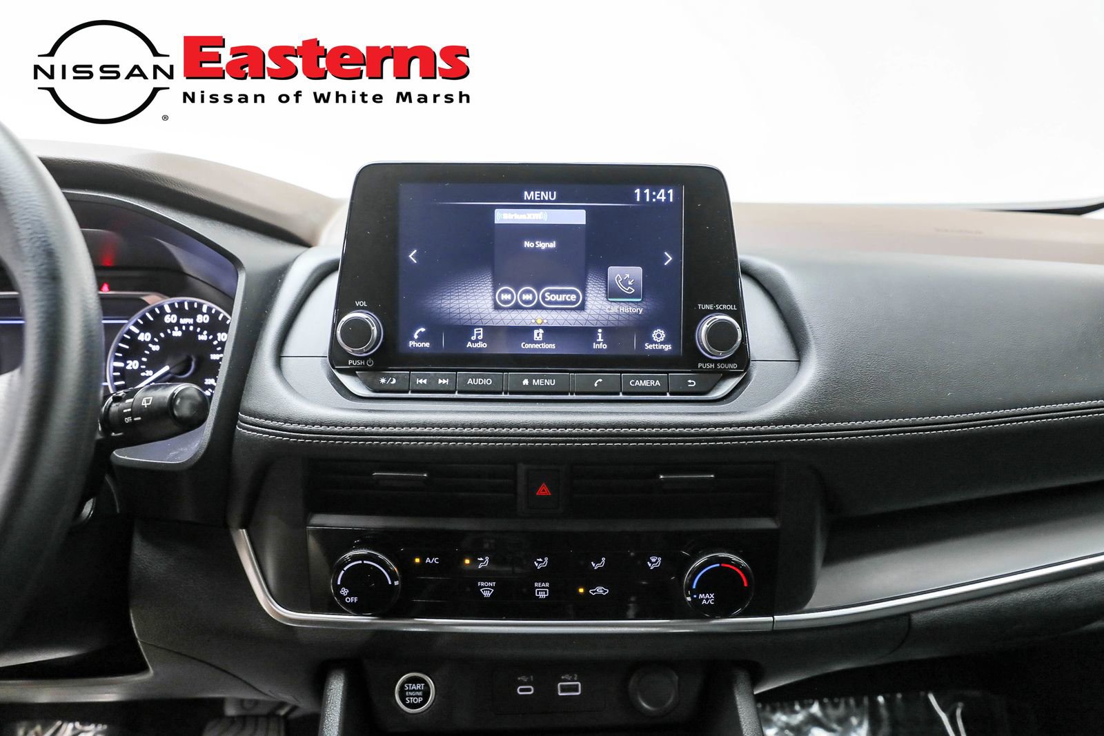 Used 2023 Nissan Rogue S image 13