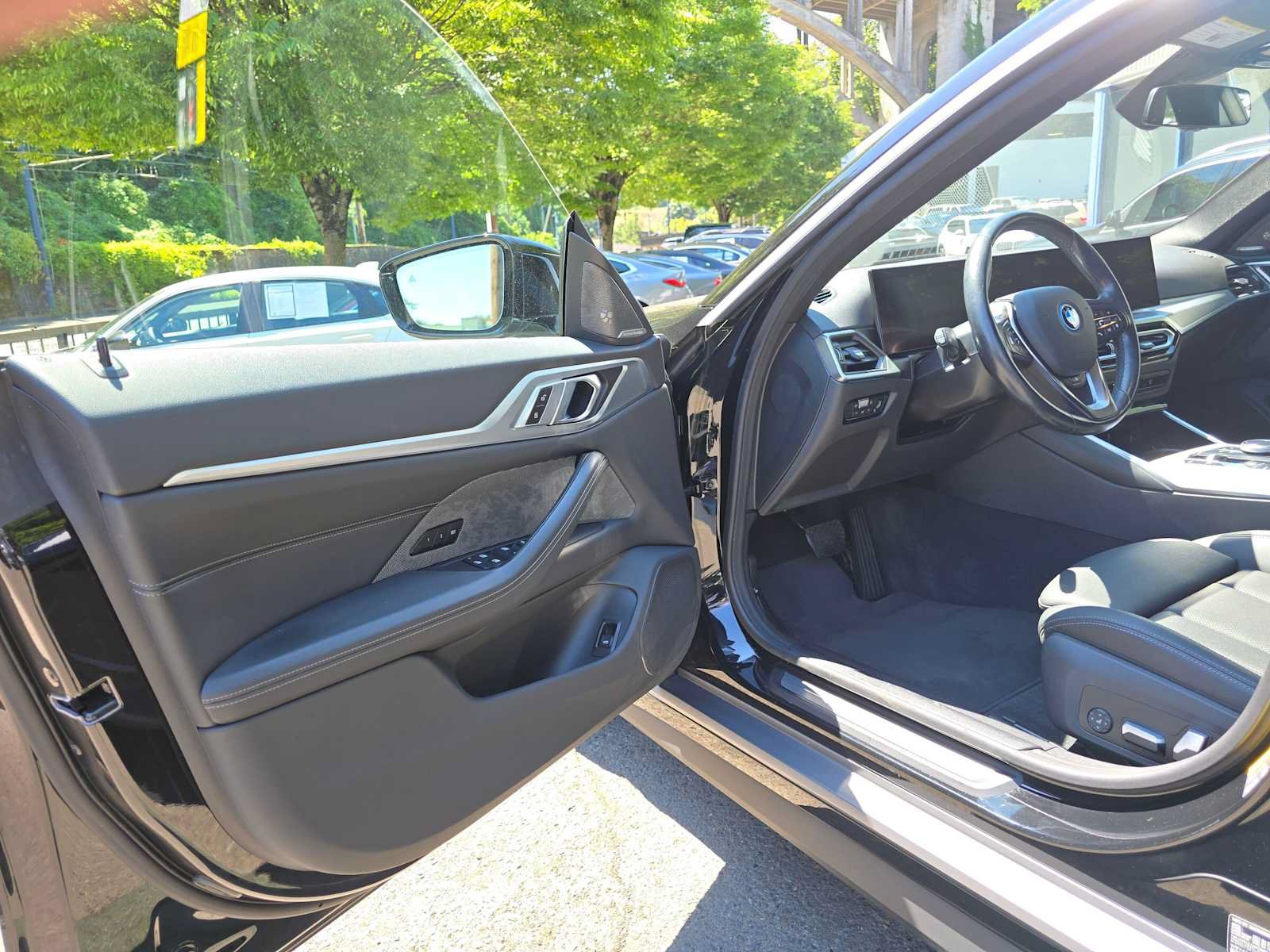 Used 2023 BMW i4 eDrive35 w/ Premium Package RWD image 19