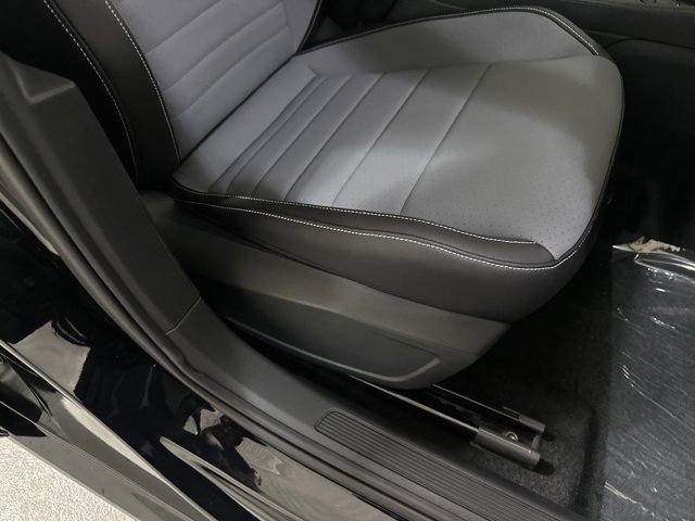 New 2026 Volkswagen Jetta SE image 37