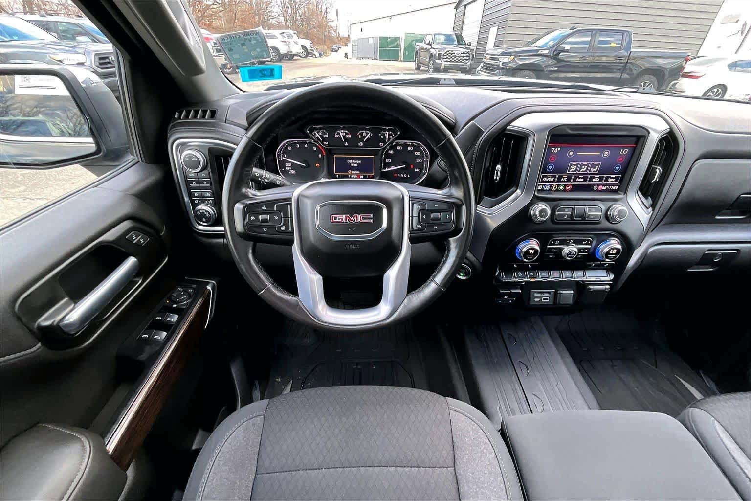 Used 2020 GMC Sierra 1500 SLE w/ SLE Value Package AWD/4WD image 6