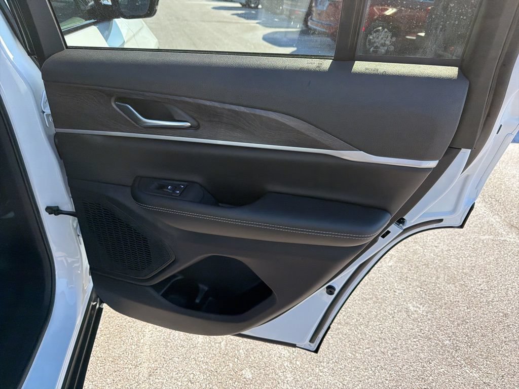 New 2025 Jeep Grand Cherokee Limited AWD/4WD image 8