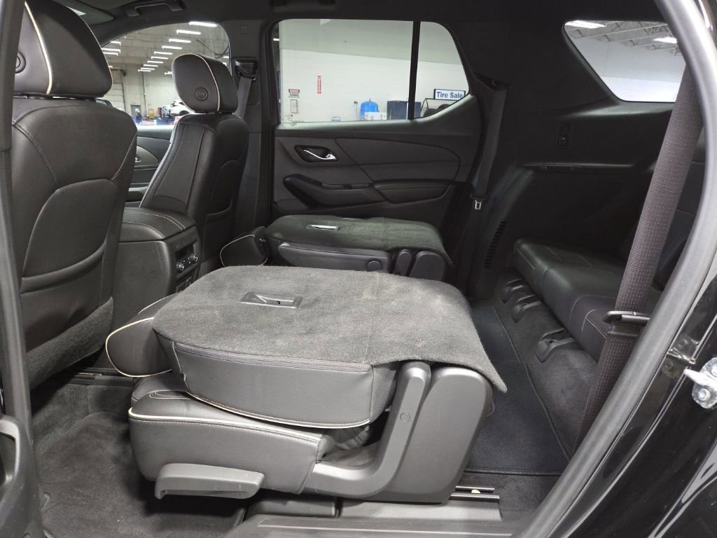 Used 2022 Chevrolet Traverse Premier AWD/4WD image 41