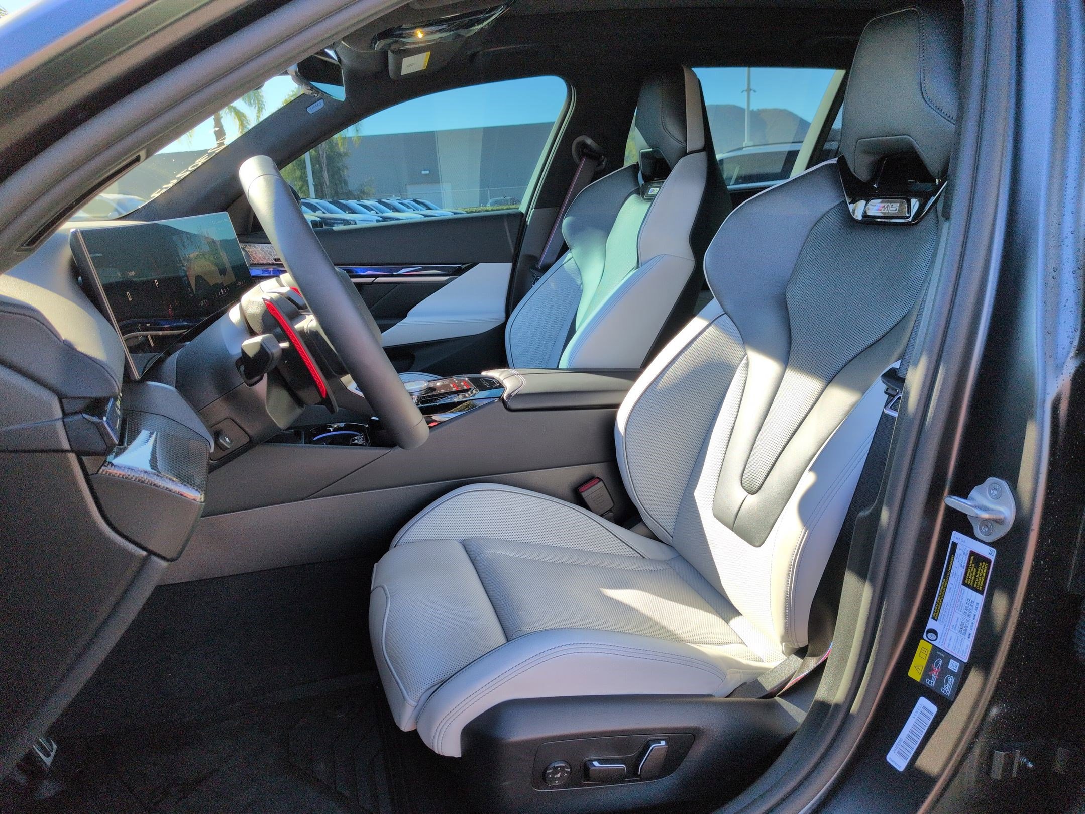 Used 2026 BMW M5 Touring w/ M Driver's Package image 16