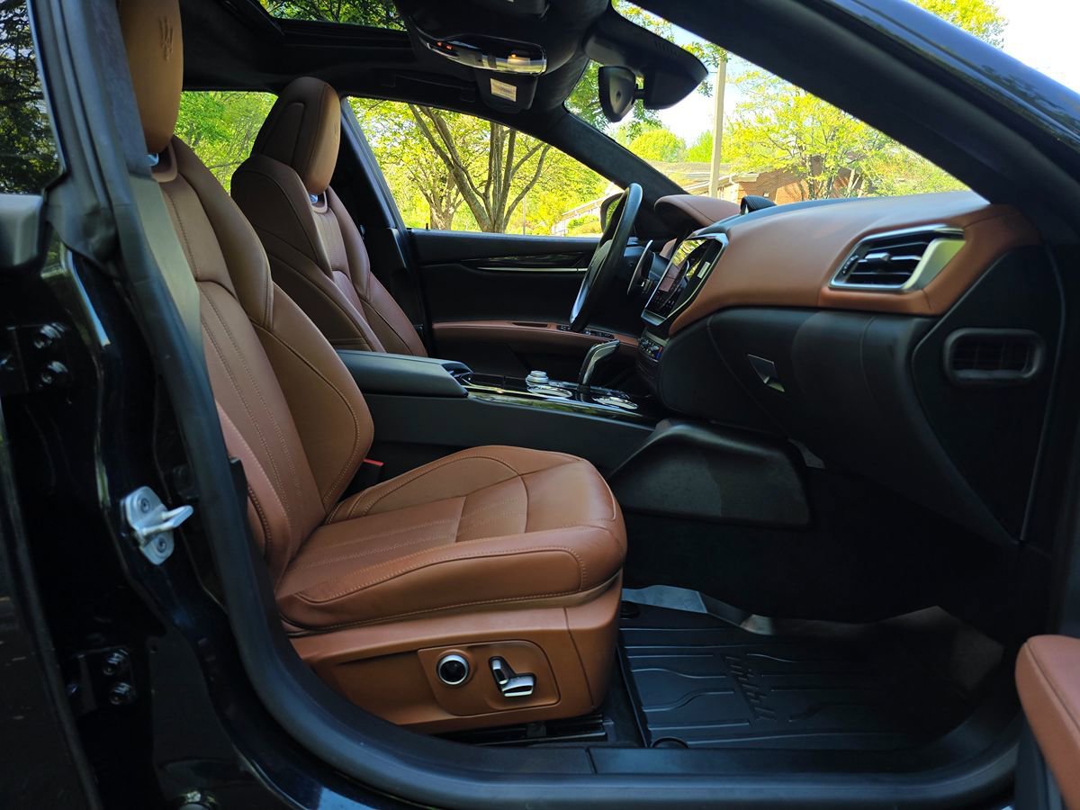 Used 2022 Maserati Ghibli GT image 21