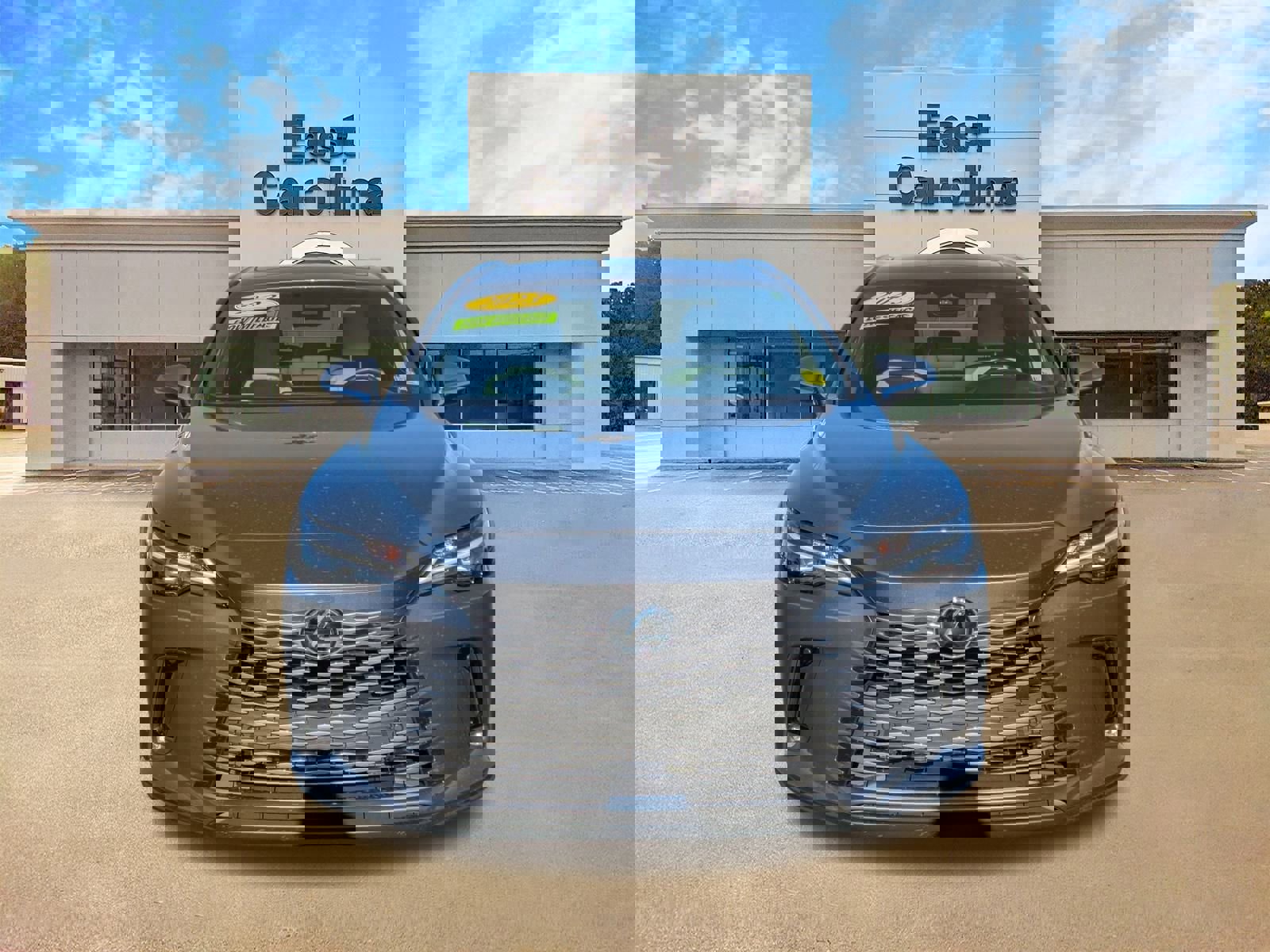 Used 2023 Lexus RX 350h image 8