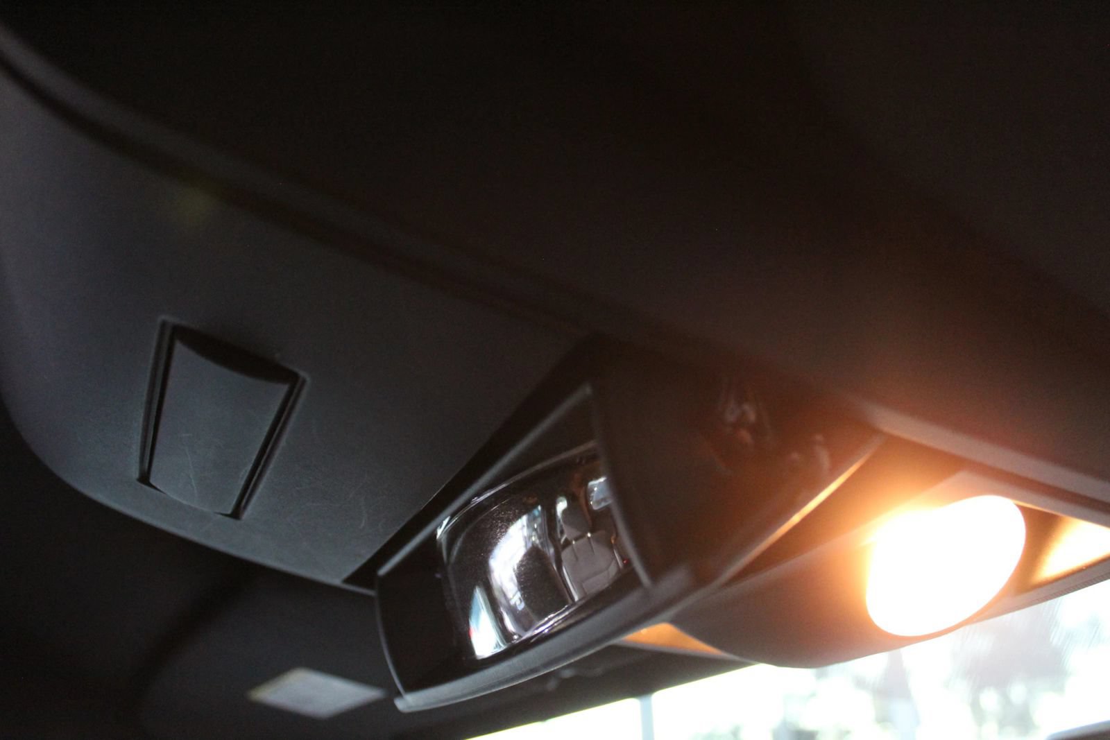 Used 2019 Dodge Grand Caravan SE FWD image 28