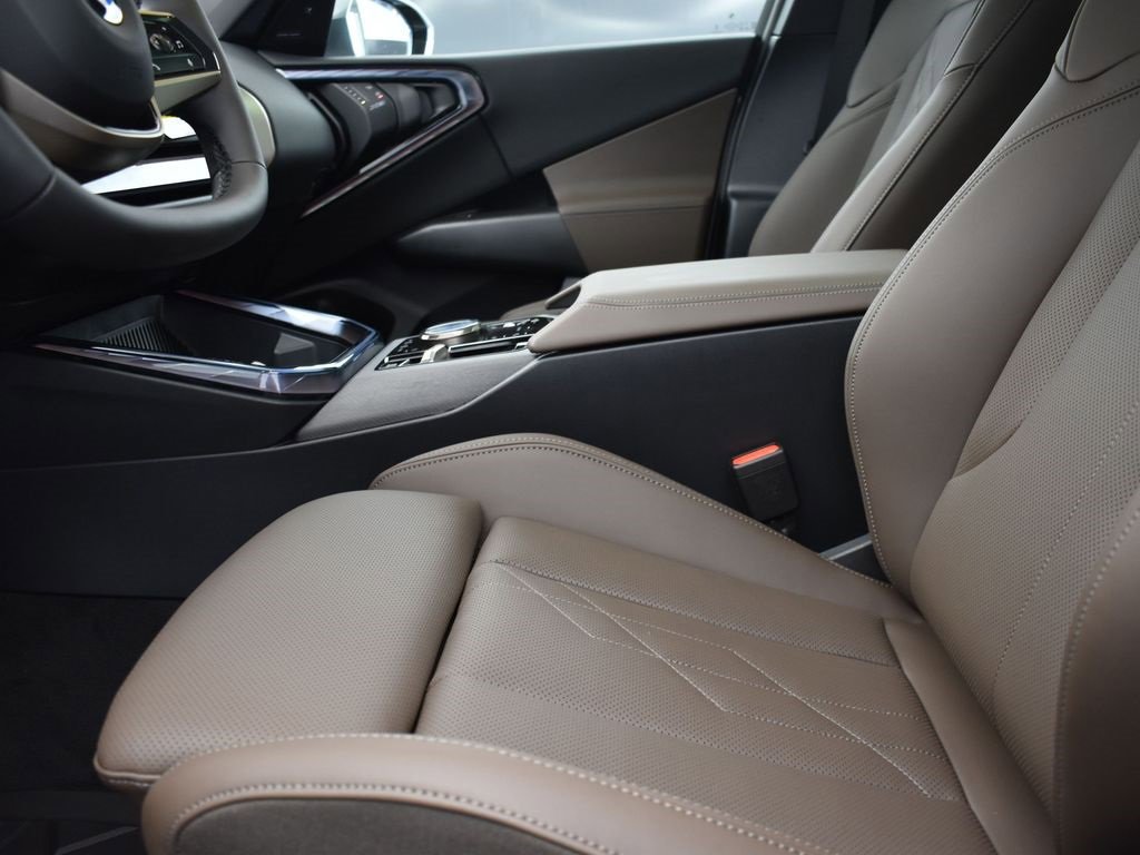 New 2025 BMW X3 xDrive30i w/ Premium Package image 13