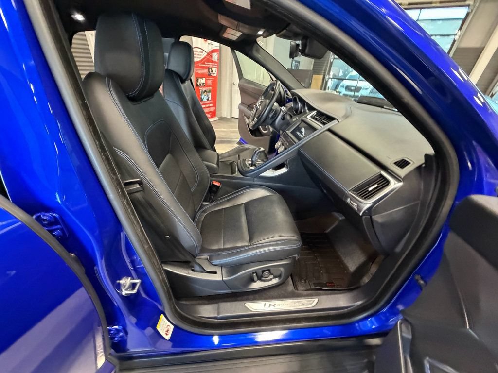 Used 2019 Jaguar E-PACE R-Dynamic SE AWD/4WD image 41
