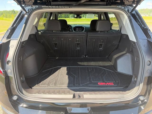 Used 2024 GMC Terrain SLE w/ LPO, Floor Liner Package FWD image 15