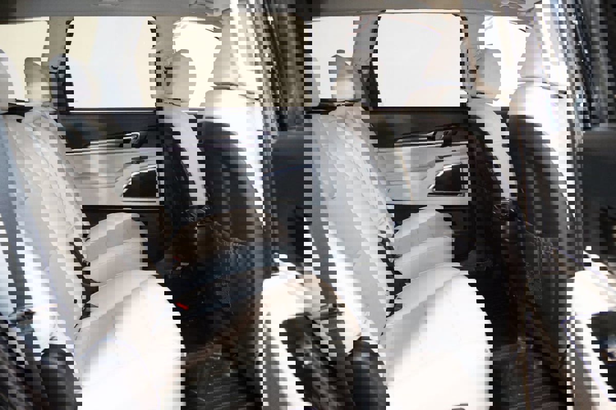 Used 2023 Kia Telluride S image 59