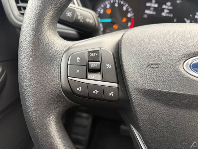 Used 2020 Ford Escape SE image 20