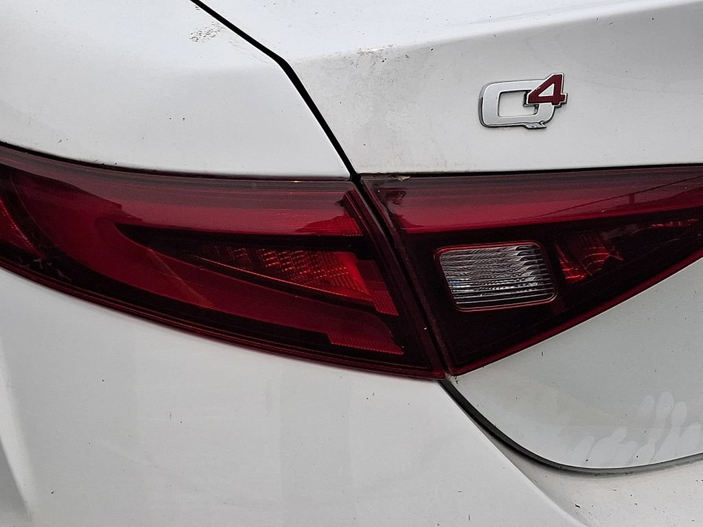 Used 2022 Alfa Romeo Giulia Sprint AWD/4WD image 8