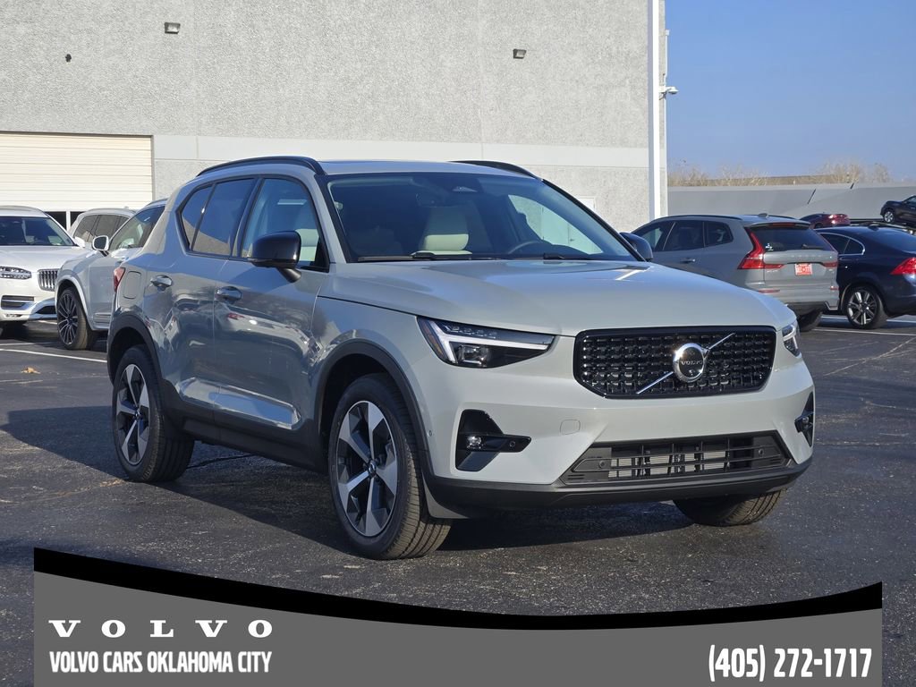 New 2026 Volvo XC40 B5 Plus w/ Protection Package Premier video 2