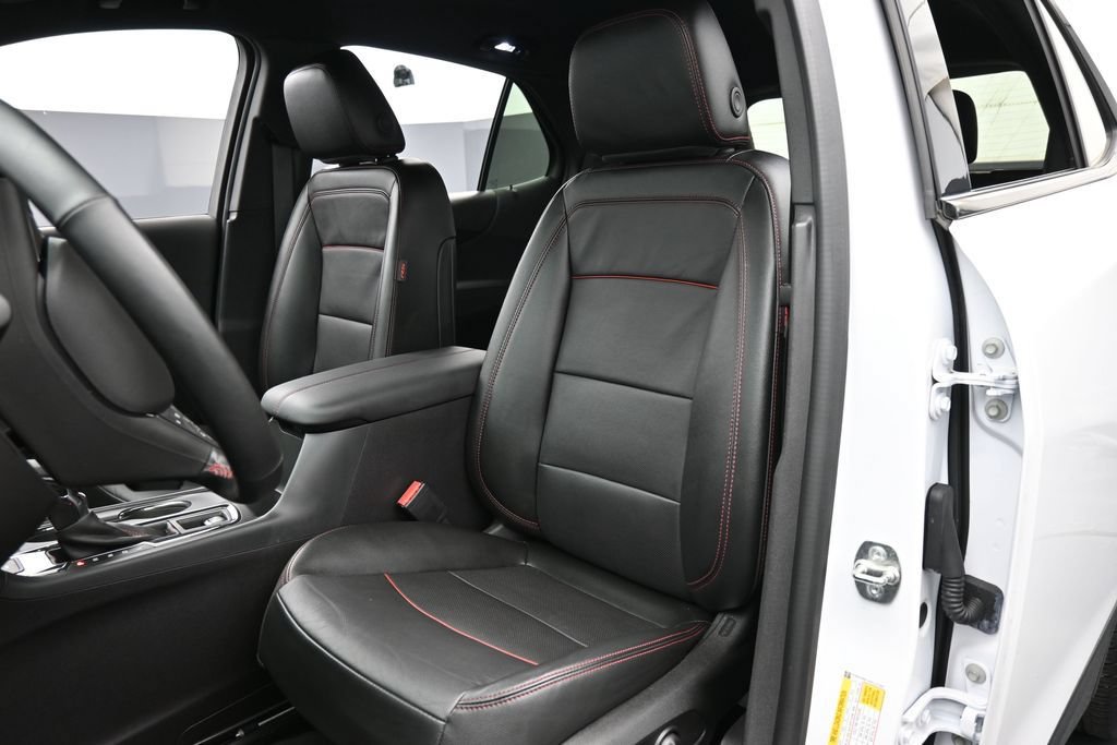 Used 2024 Chevrolet Equinox RS w/ RS Leather Package AWD/4WD image 22