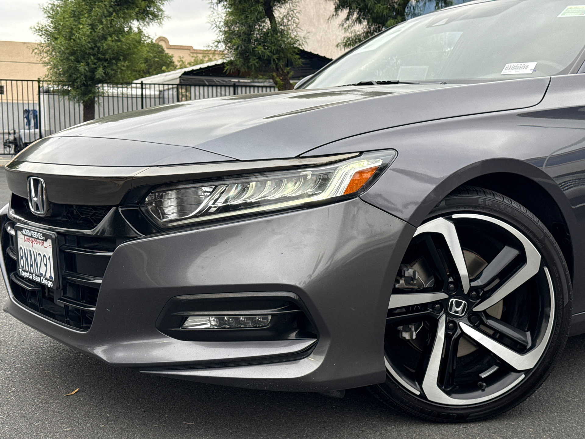 Used 2020 Honda Accord Sport image 3