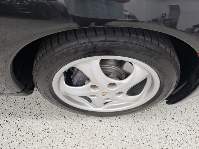 Used 2000 Porsche Boxster image 40