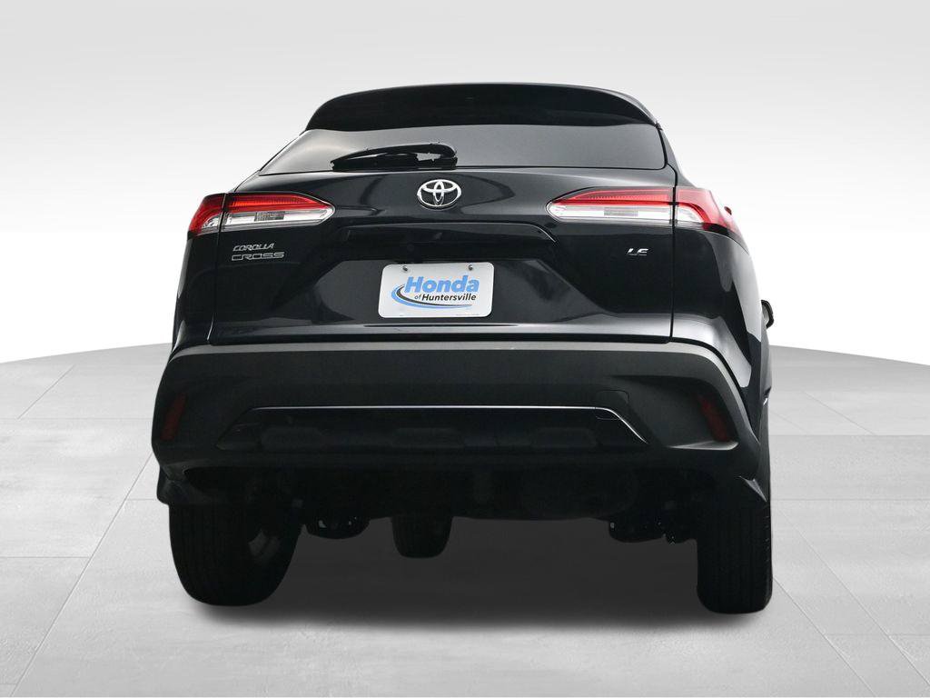 Used 2024 Toyota Corolla Cross LE w/ Moonroof Package FWD image 42