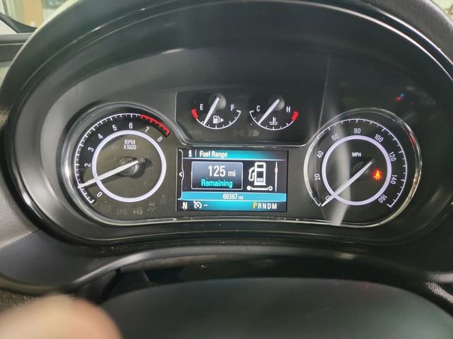 Used 2016 Buick Regal FWD image 10