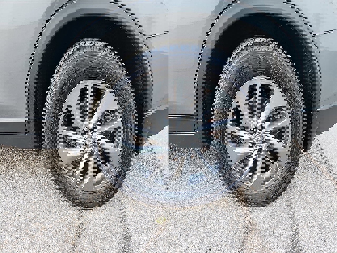 Used 2016 Nissan Rogue SL w/ SL Premium Package image 34