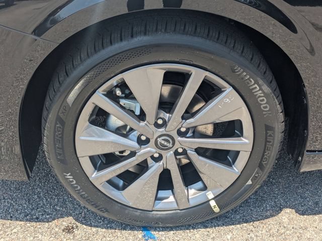 New 2026 Nissan Sentra SL w/ Floor Mat Package FWD image 10