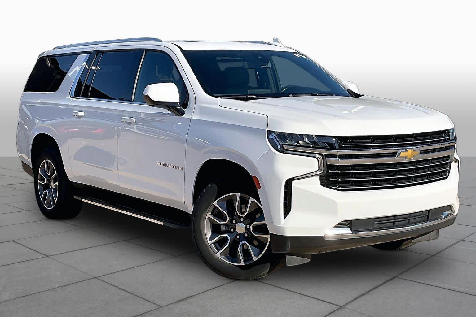 Used 2021 Chevrolet Suburban LT w/ Rear Media and Nav Package AWD/4WD image 4