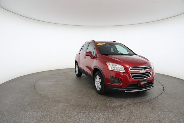 Used 2015 Chevrolet Trax LT w/ LT Sun and Sound Package image 28