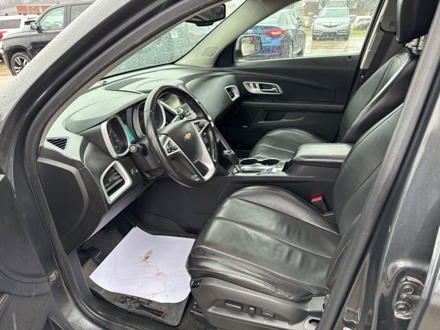 Used 2017 Chevrolet Equinox Premier w/ Enhanced Convenience Package AWD/4WD image 26