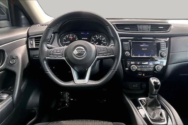 Certified 2020 Nissan Rogue SV FWD image 6