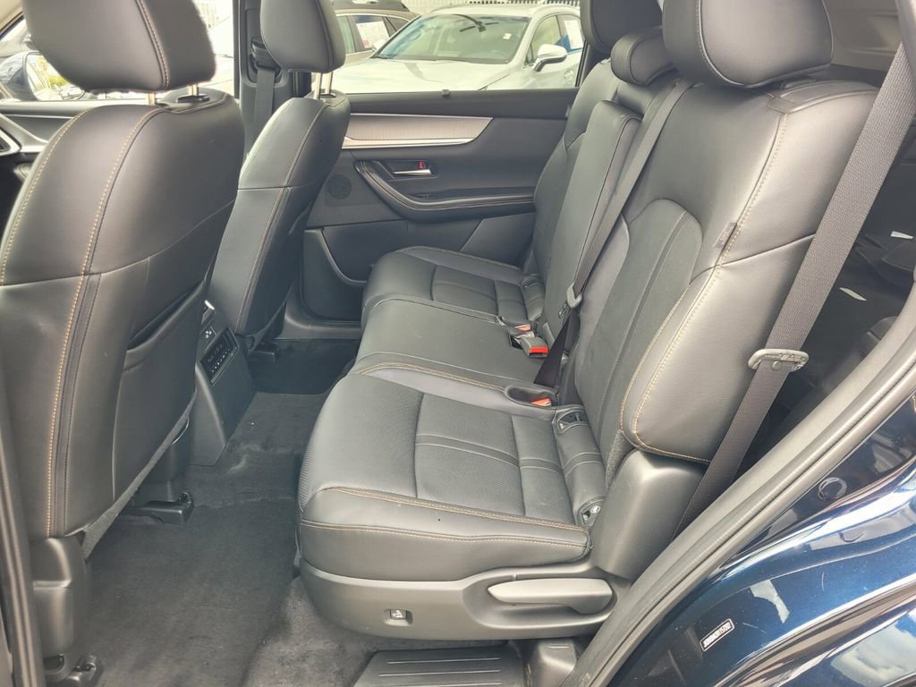 Certified 2024 MAZDA CX-90 Plug-In Hybrid w/ Preferred AWD/4WD image 7