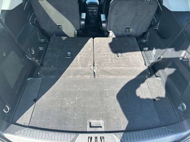 Used 2023 Ford Explorer Limited w/ Limited Technology Package AWD/4WD image 48