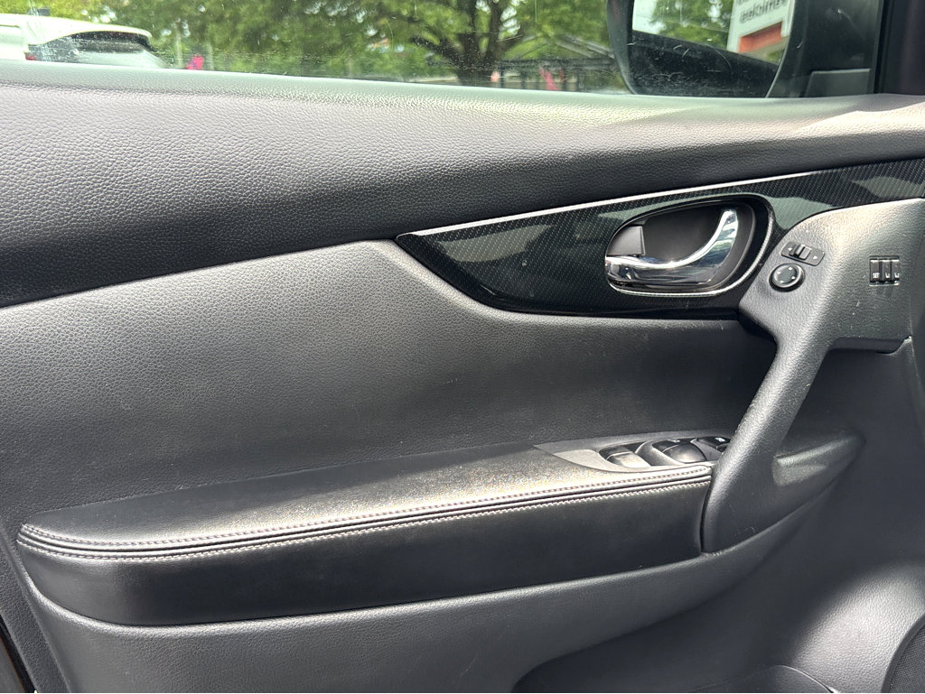 Used 2020 Nissan Rogue SL w/ Premium Package FWD image 21