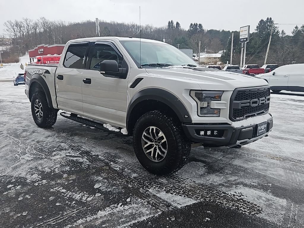 Used 2018 Ford F150 Raptor w/ Equipment Group 801A Mid image 7
