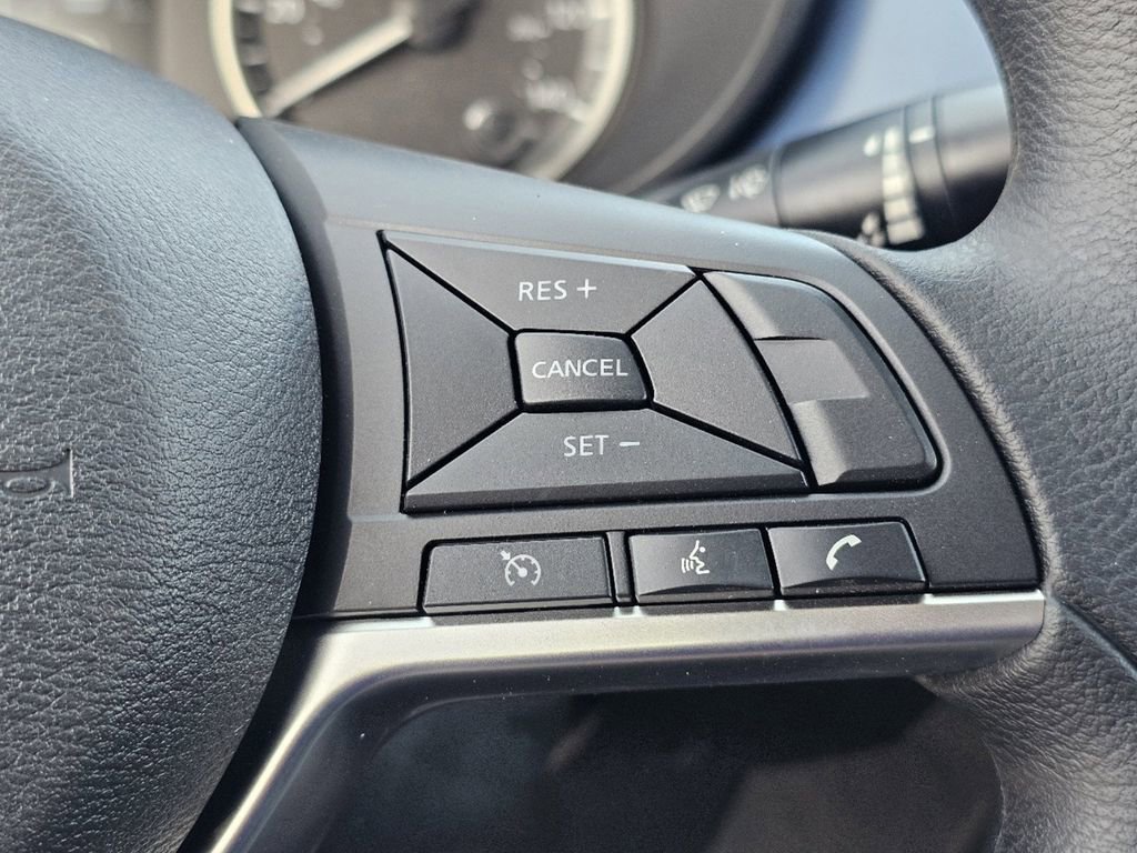 New 2025 Nissan Versa SV FWD image 18