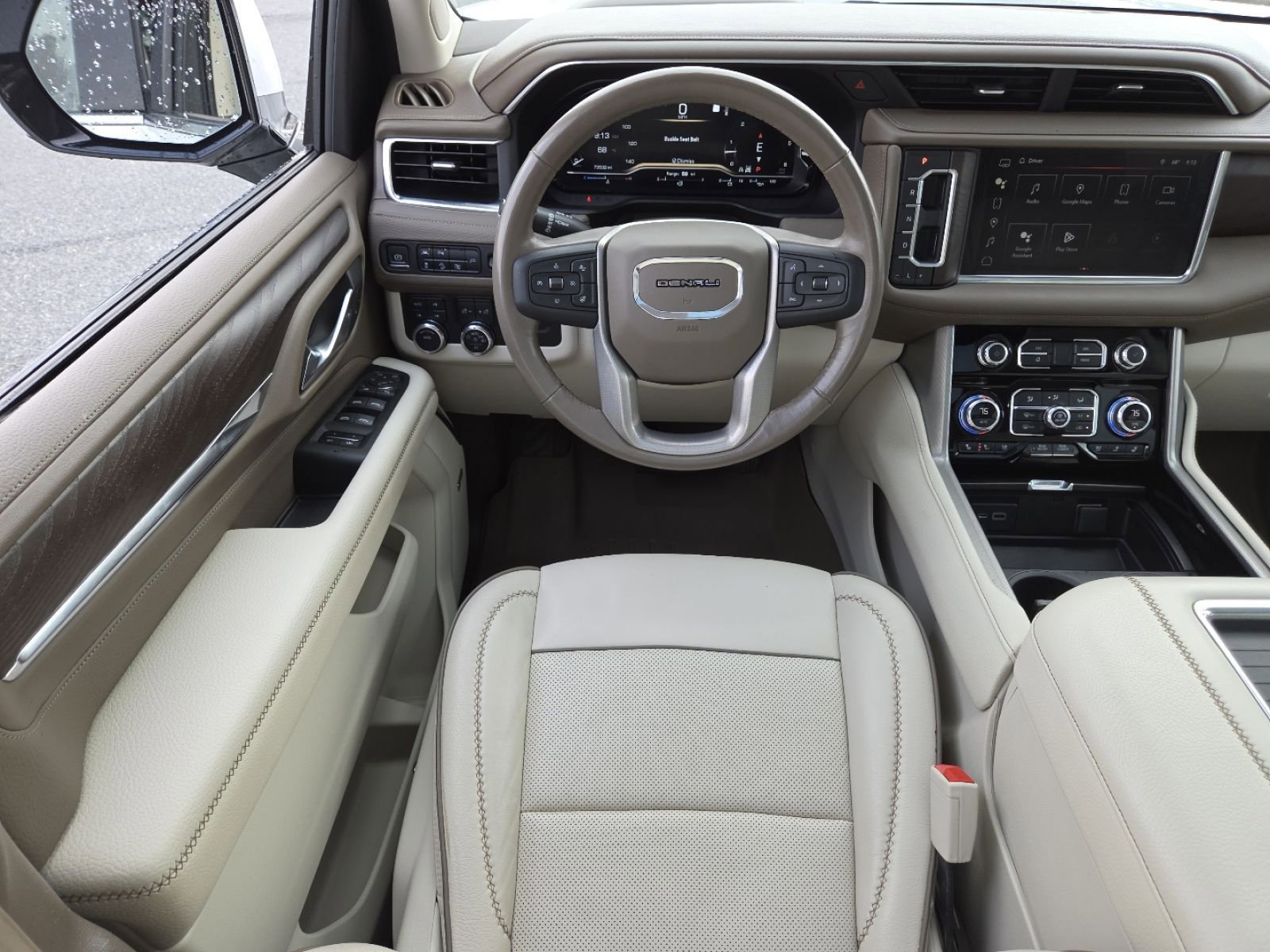 Used 2022 GMC Yukon XL Denali image 32