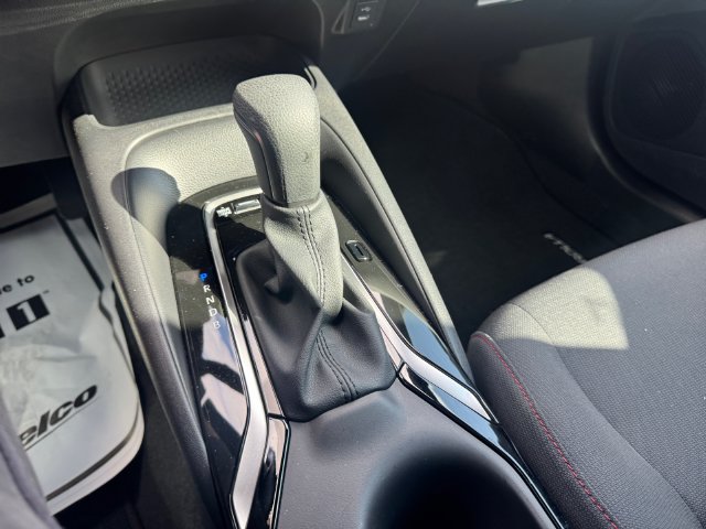 Used 2025 Toyota Corolla SE FWD image 18