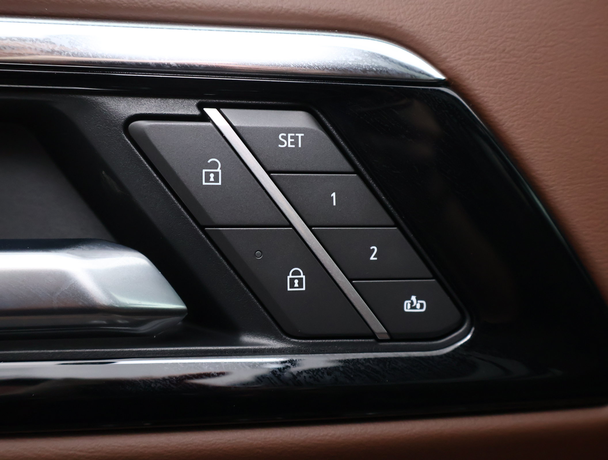 New 2026 Chevrolet Tahoe High Country AWD/4WD image 9