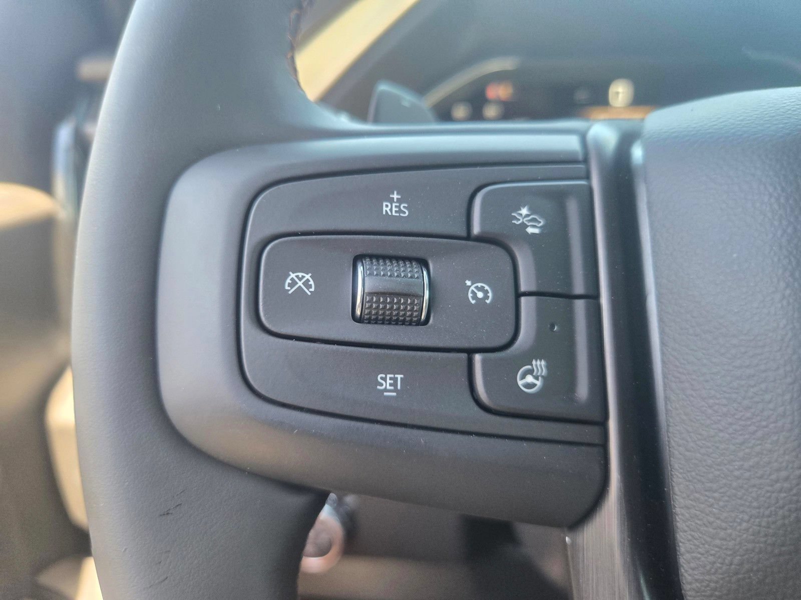 New 2026 GMC Sierra 1500 AT4 w/ AT4 Preferred Package AWD/4WD image 17