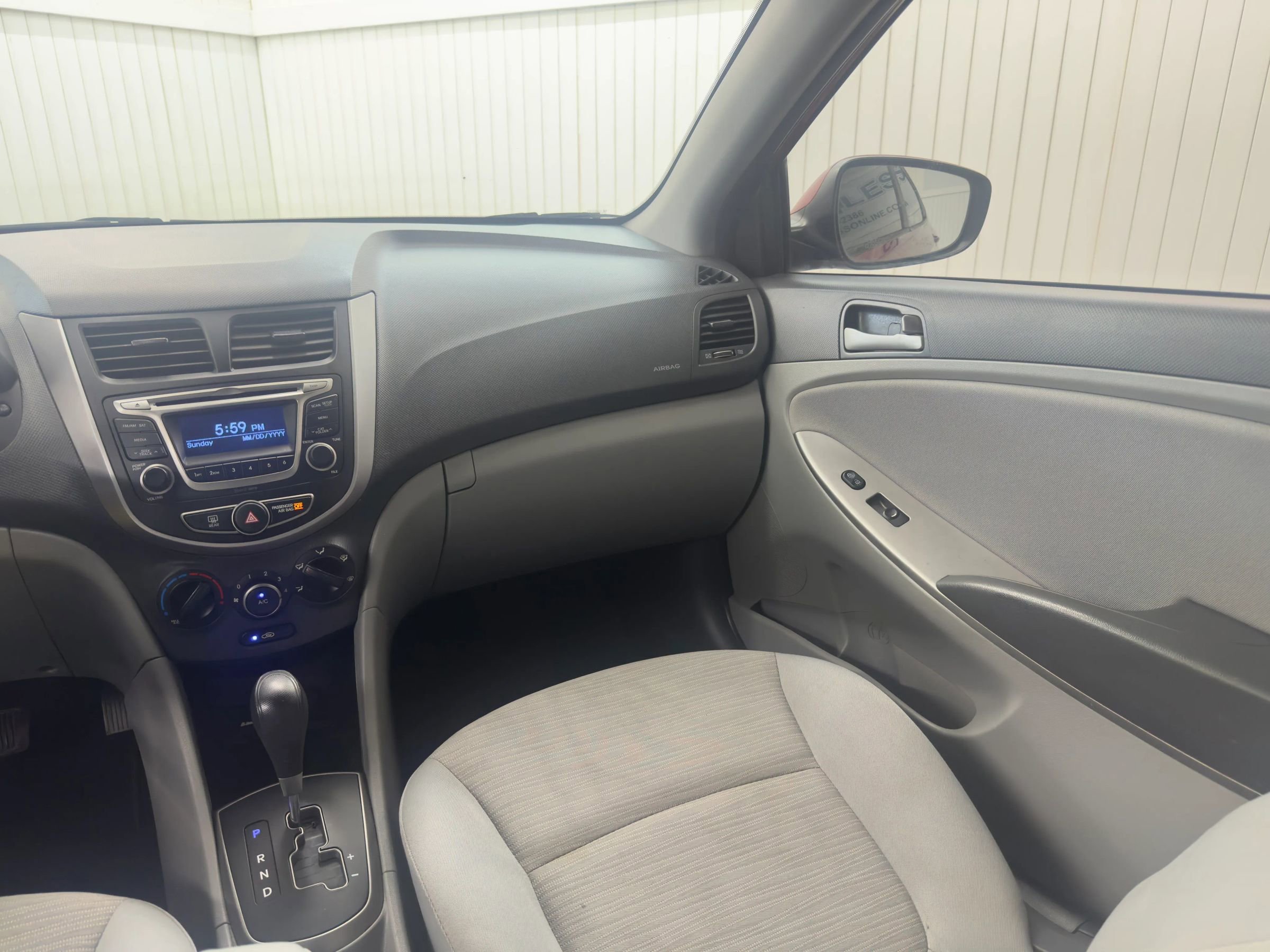 Used 2016 Hyundai Accent SE image 15