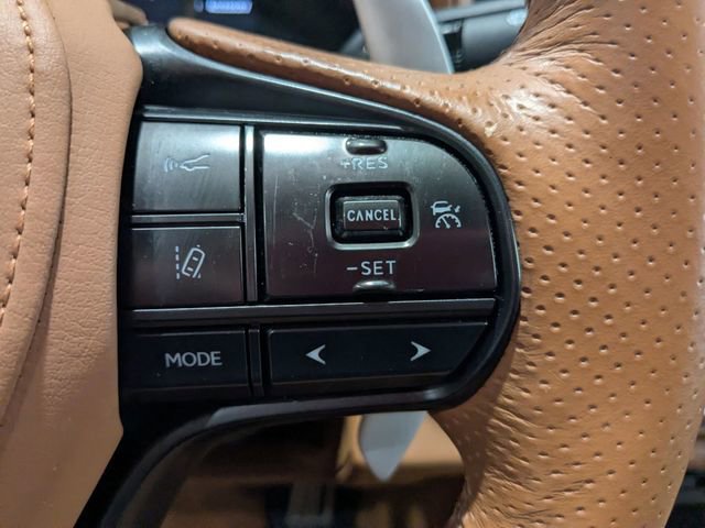 Used 2018 Lexus LC 500 Coupe w/ Performance Package RWD image 15