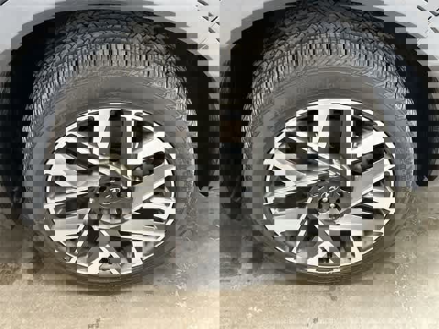 Used 2023 Hyundai Santa Fe Calligraphy image 5