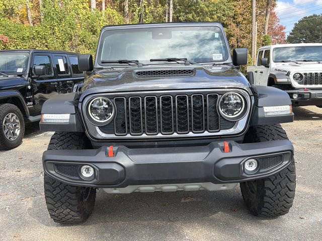 Used 2024 Jeep Gladiator Mojave w/ Convenience Group AWD/4WD image 2