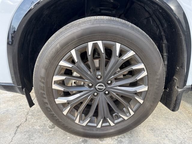 Used 2025 Nissan Rogue Platinum image 24