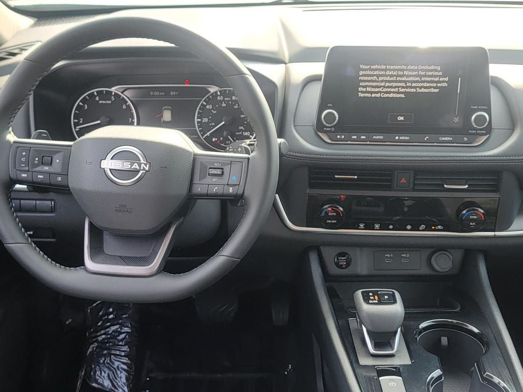 New 2026 Nissan Rogue SV AWD/4WD image 17