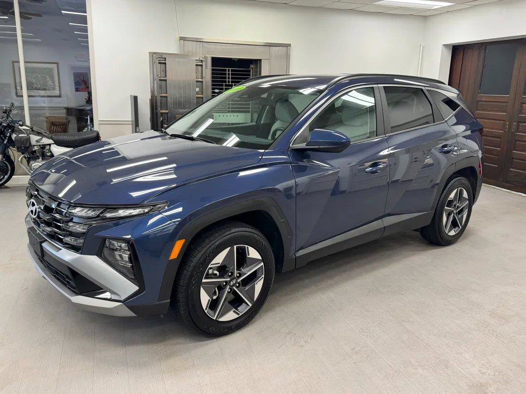 Used 2026 Hyundai Tucson SEL Plus AWD/4WD image 2