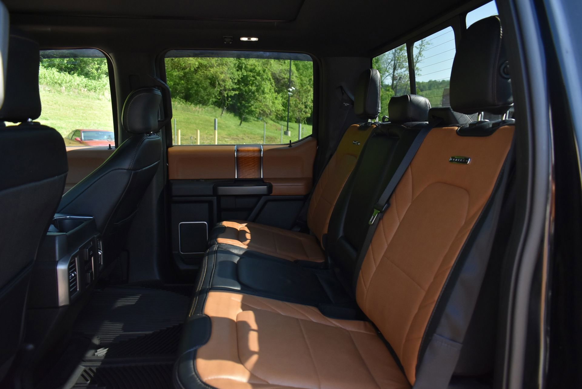 Used 2016 Ford F150 Limited w/ Trailer Tow Package AWD/4WD image 17