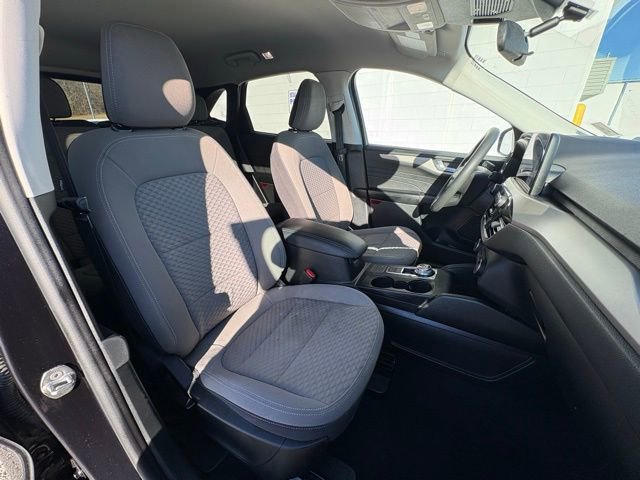 Used 2021 Ford Escape SE image 26
