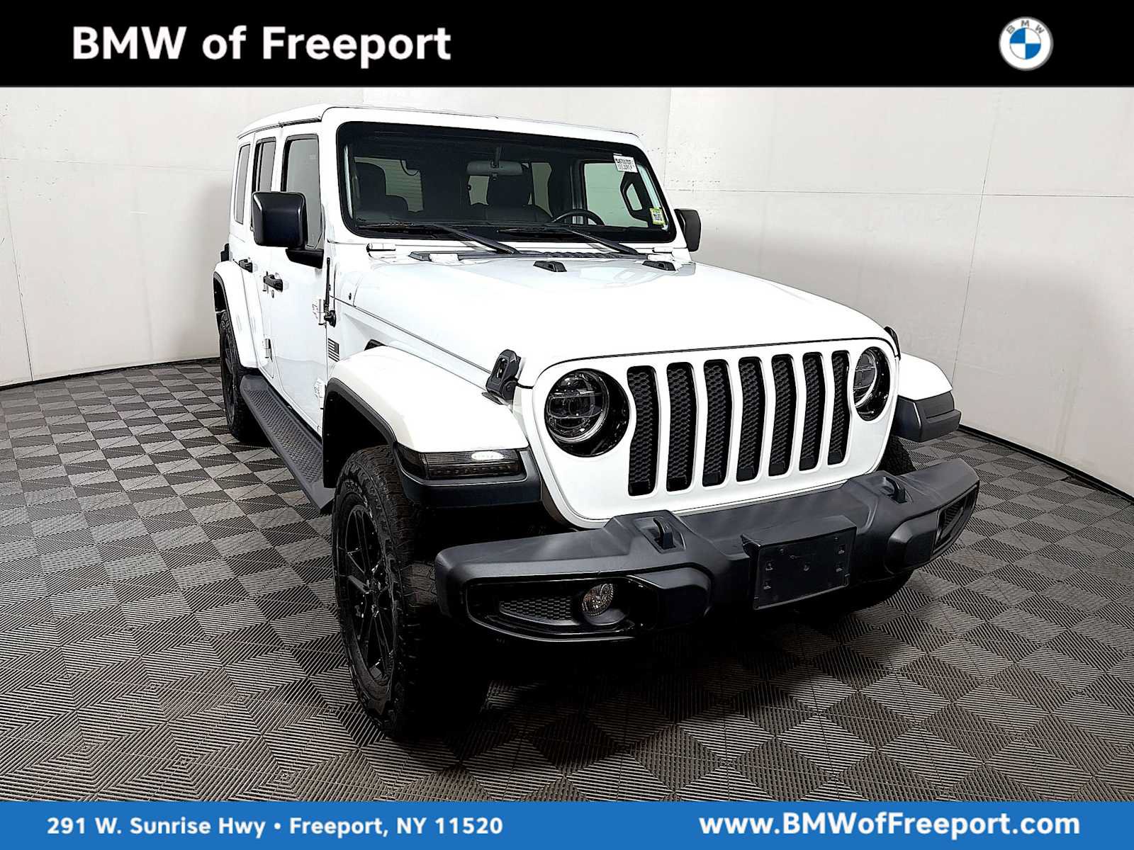 Used 2021 Jeep Wrangler Unlimited Sahara AWD/4WD image 1