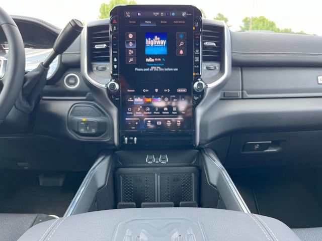 New 2026 RAM 2500 Laramie AWD/4WD image 5